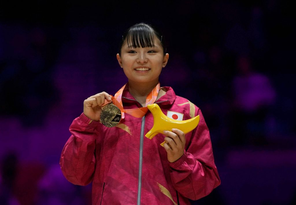 Hazuki Watanabe Wins Balance Beam Title At World Gymnastics