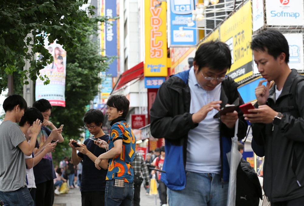 スマホゲーム ポケモンｇｏ 国内配信始まる 東京 秋葉原でプレイ Japan Forward