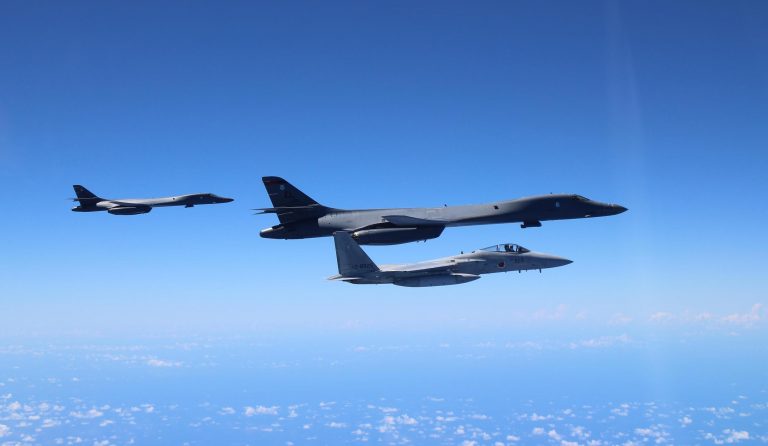 US-Japan Air Drills near Senkaku Islands