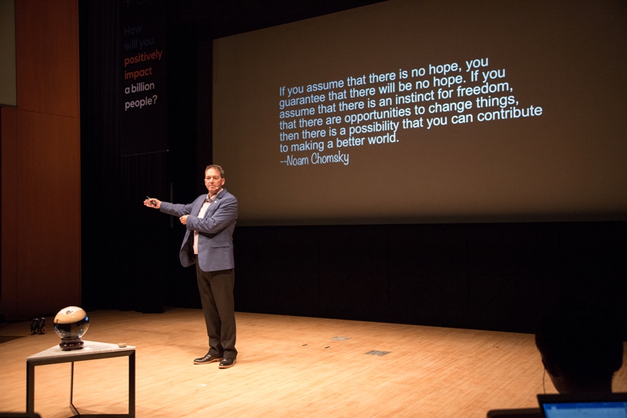 Nicholas Haan at Singularity University Japan Summit 2017