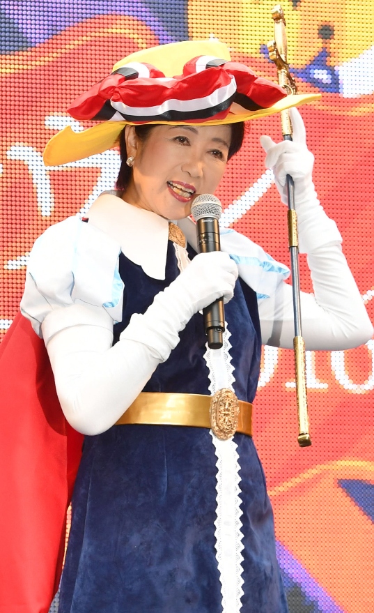 東京 池袋ハロウィンコスプレフェス 小池百合子 東京都知事がコスプレ披露 Japan Forward