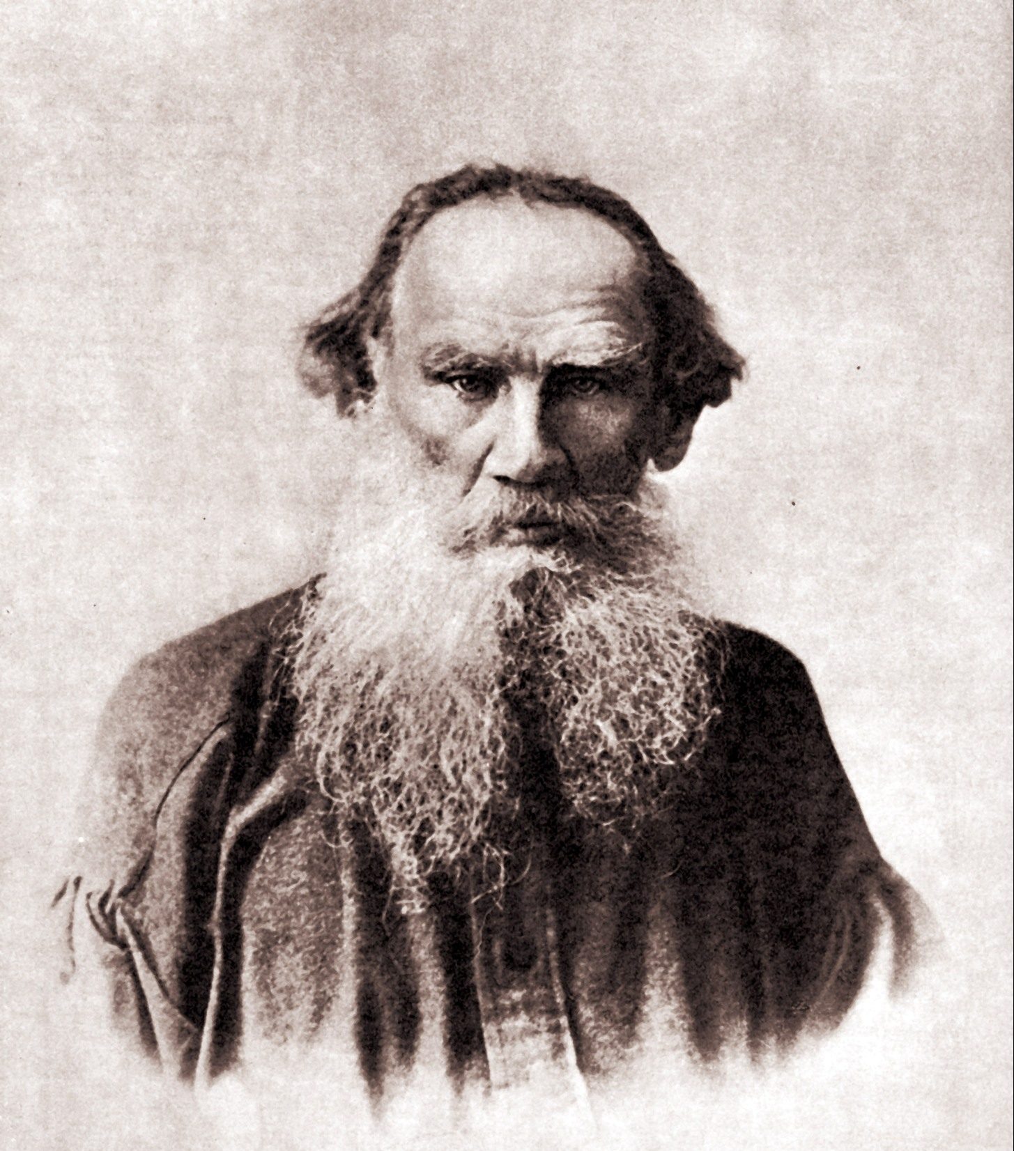Толстой страдал. Лев Николаевич толстой. 1828 Лев толстой. Лев Николаевич толстой (1828-1910 гг.). Лев толстой 1828-1910.