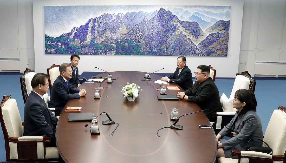 South and North Korean leaders talk