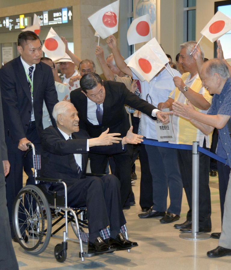 Former Taiwan president Lee Teng-hui visits Japan