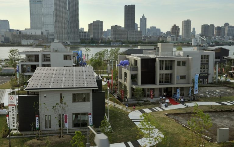 Housing Plazas Provide A Taste of Japanese Home Culture   (3)