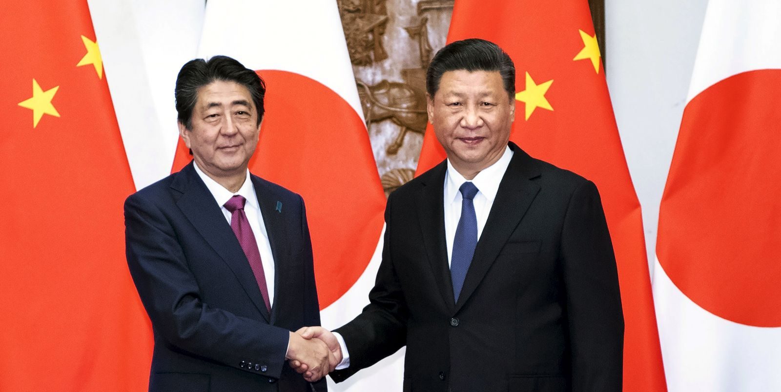 Japan-China Currency Swap Deal Undermines Trust Between Japanese, U.S. Leaders