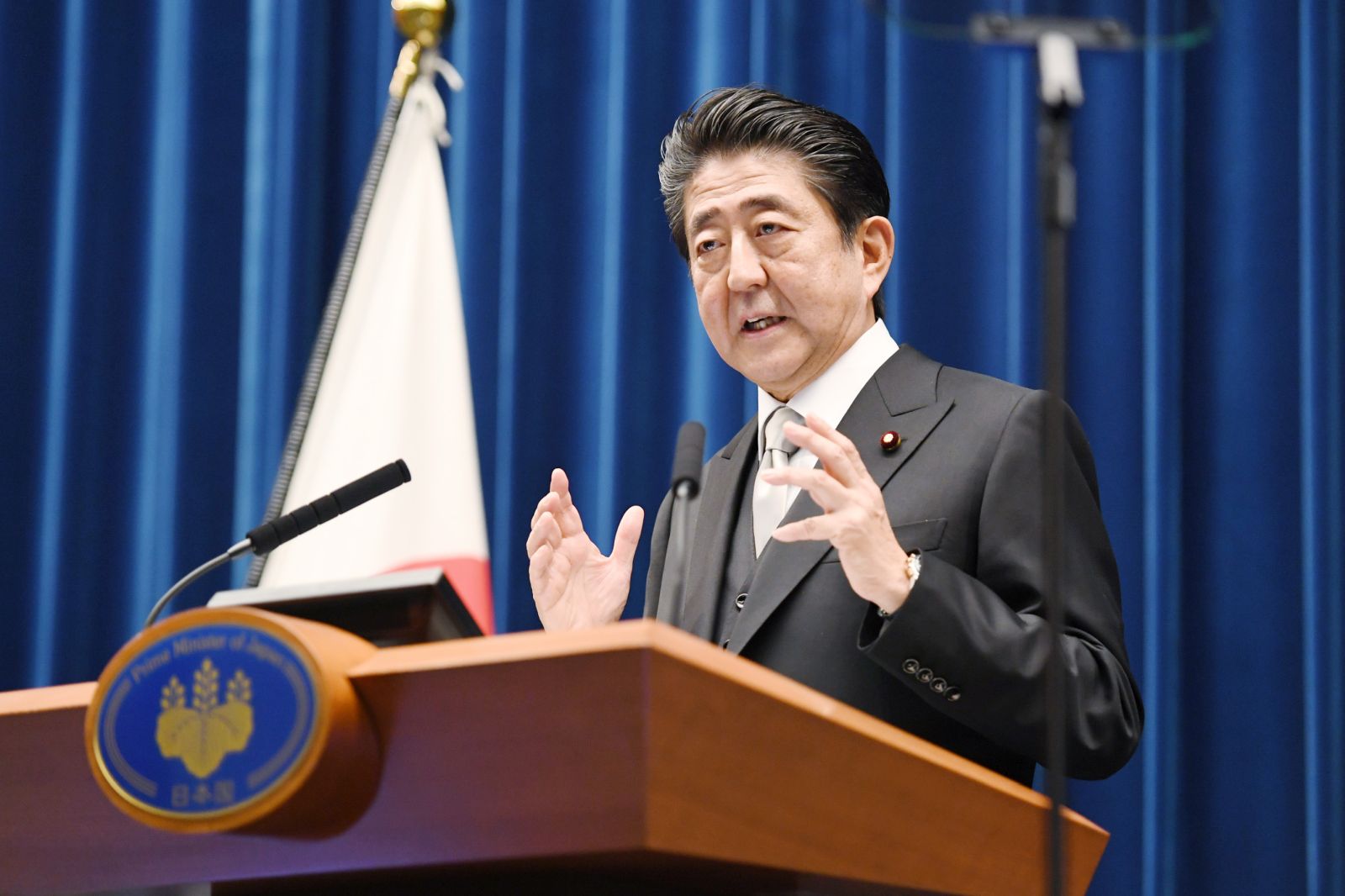 On PM Abe’s Third Term, It’s Time to Enact the Anti-Spy Law