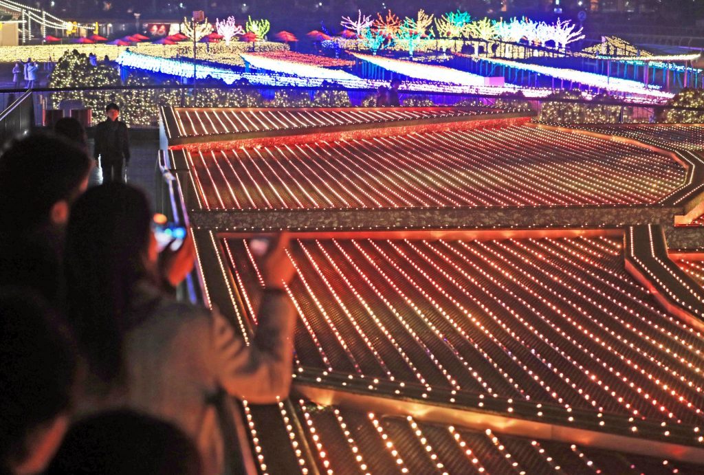 Tokyo Mega Illumination Oi Racecourse Dazzles With Unusual Light Installation Japan Forward