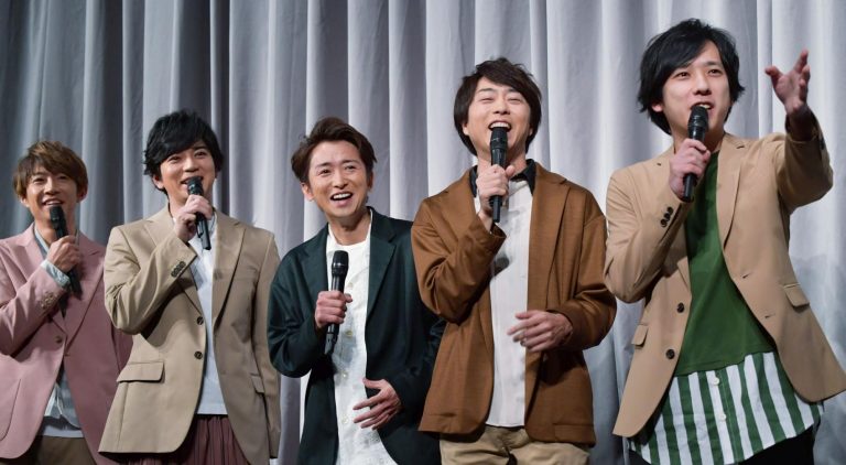 J-Pop Group Arashi Bows Out