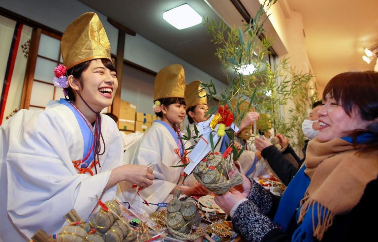 Japan New Year at Osaka’s Imamiya Ebisu Shrine