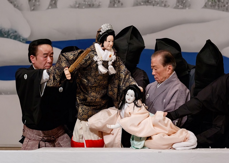 Bunraku Puppet Performance Brings Adults Into A Wonderfully Mysterious Special World