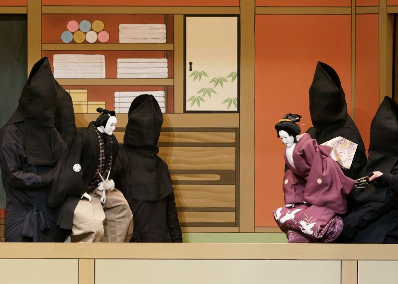 Bunraku Puppet Performance Brings Adults Into A Wonderfully Mysterious Special World