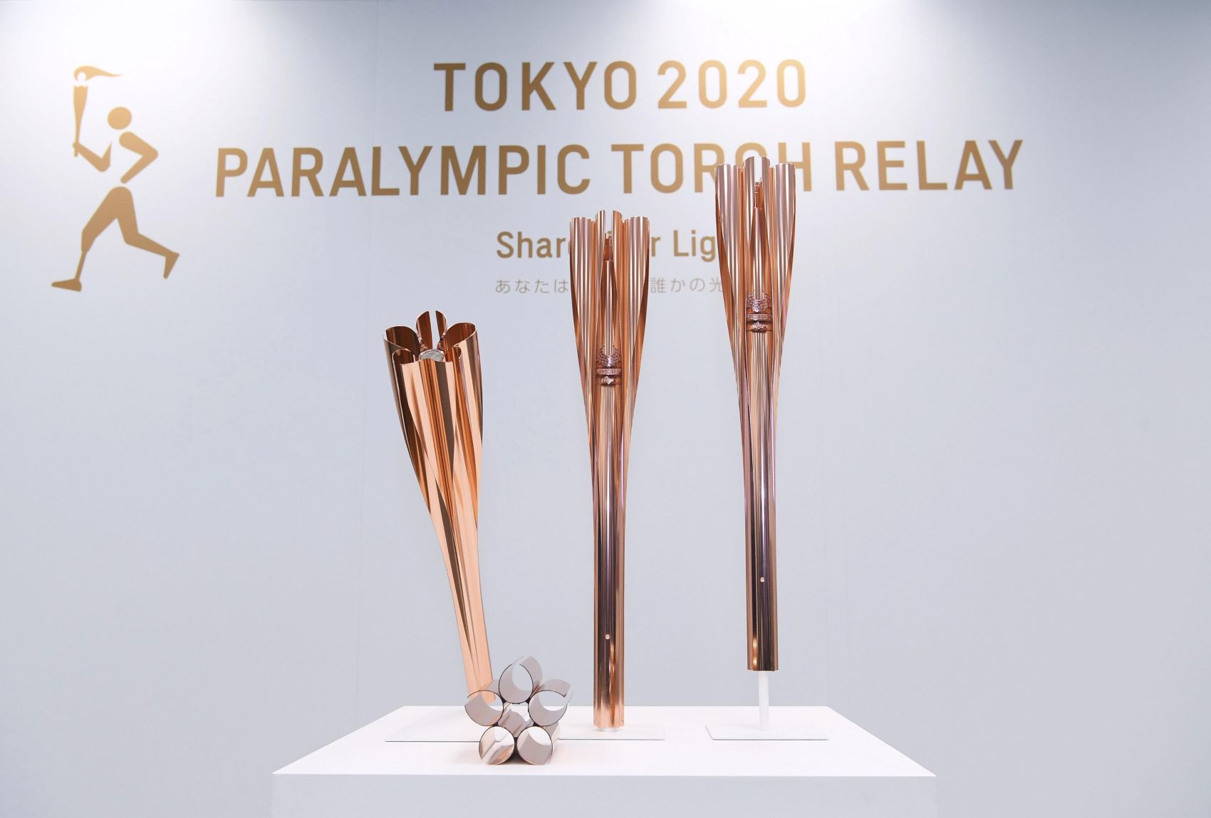 2020 Tokyo Olympics & Paralympics Torch 003