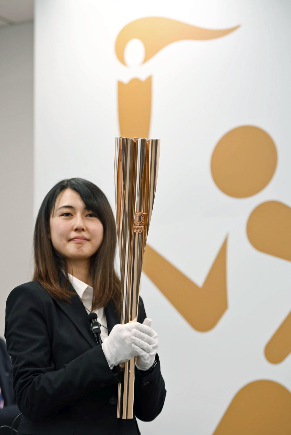 2020 Tokyo Olympics & Paralympics Torch 015