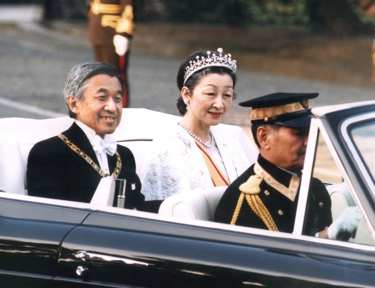 Japan Emperor from Showa to Heisei Era 017