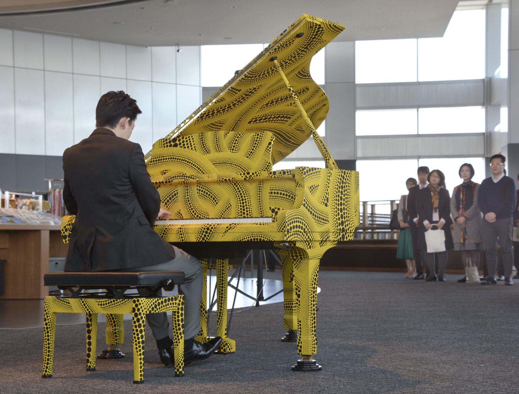 Tokyo Metropolitan Government Unveils Memory Piano Designed by