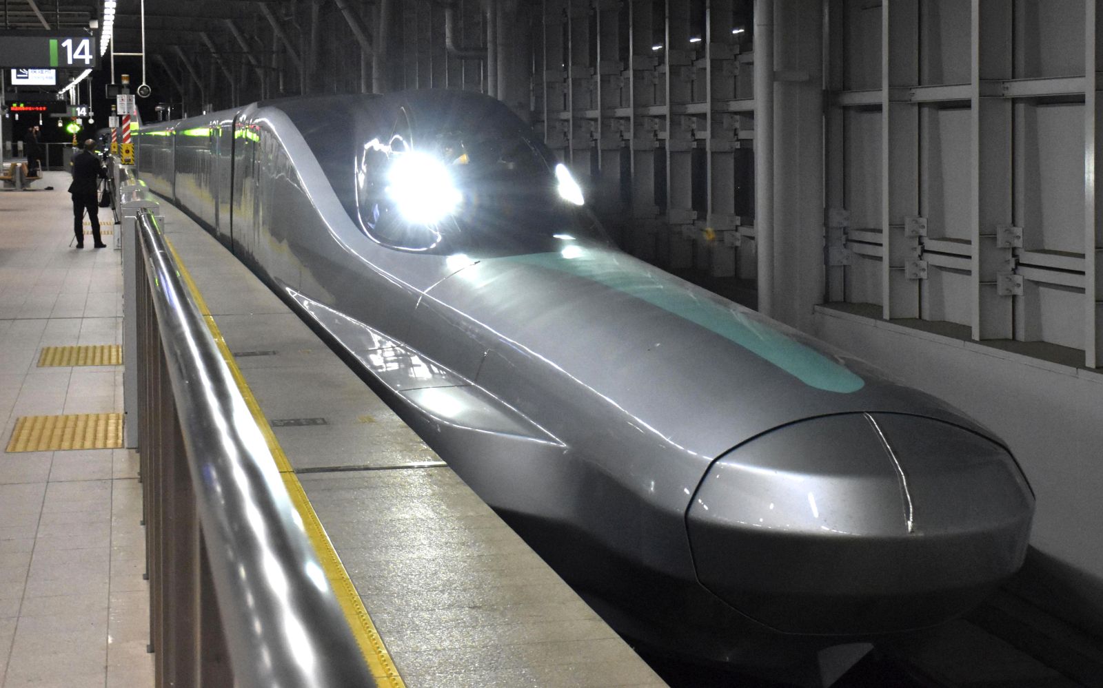 Japan New Generation Bullet Train Shinkansen ALFA-X 009