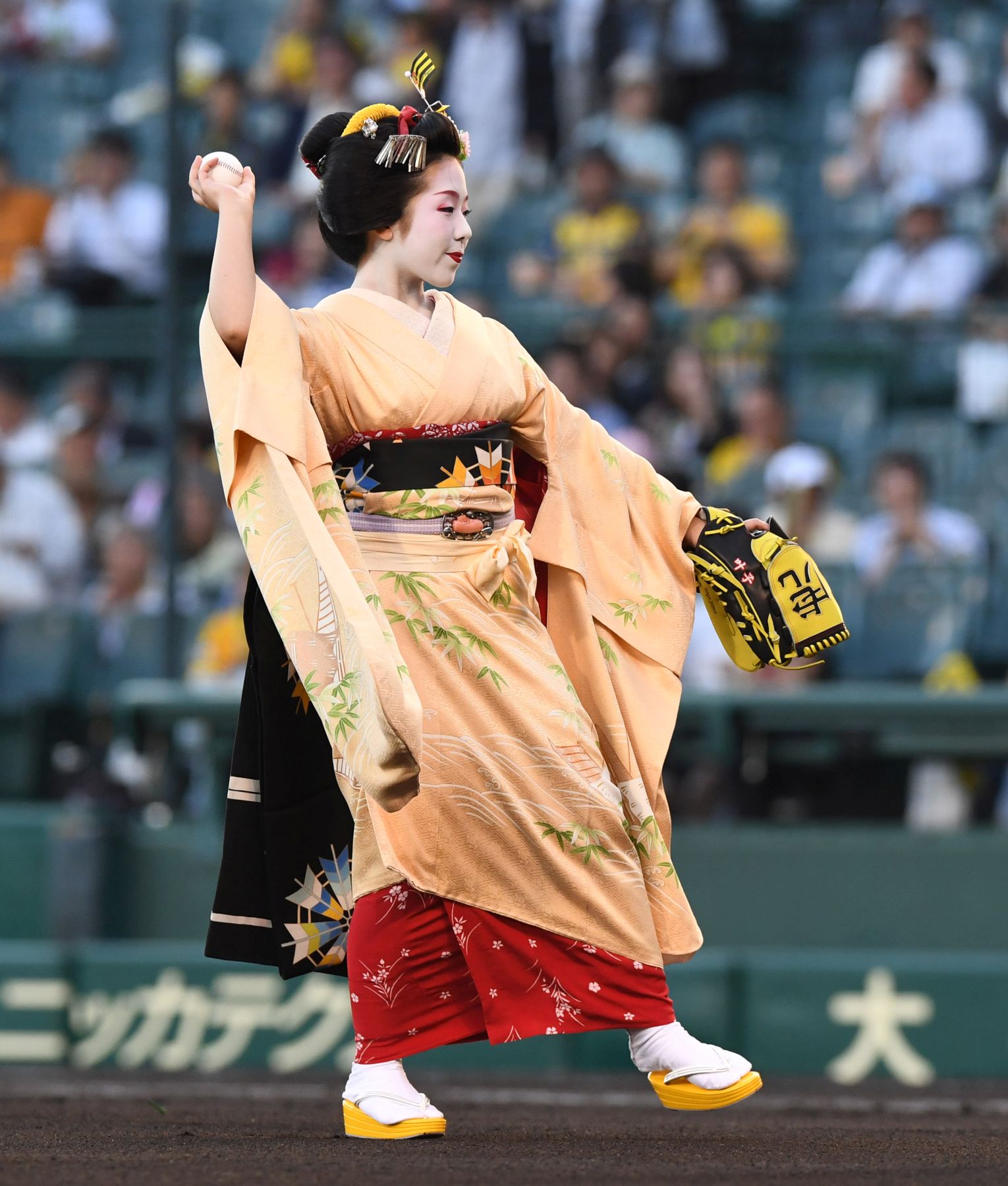 Maiko First Pitch of the Baseball Season
