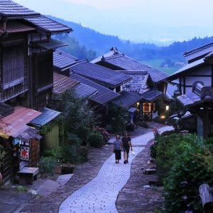 Edo Era Post Towns Charm Foreign Hikers from Magome to Tsumago