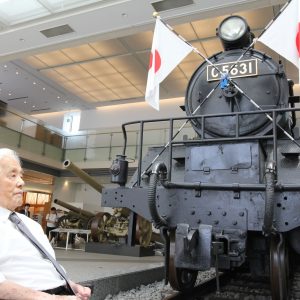 Taimen Railways Engine No. 31 Conveys the Tragedy and Futility of War at Yasukuni Shrine 004