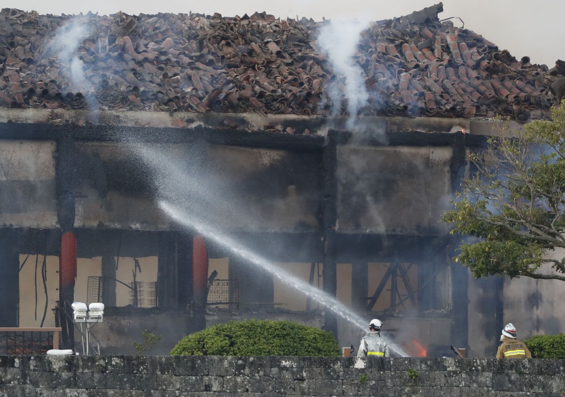 Okinawa Shuri Castle Fire in Japan 008