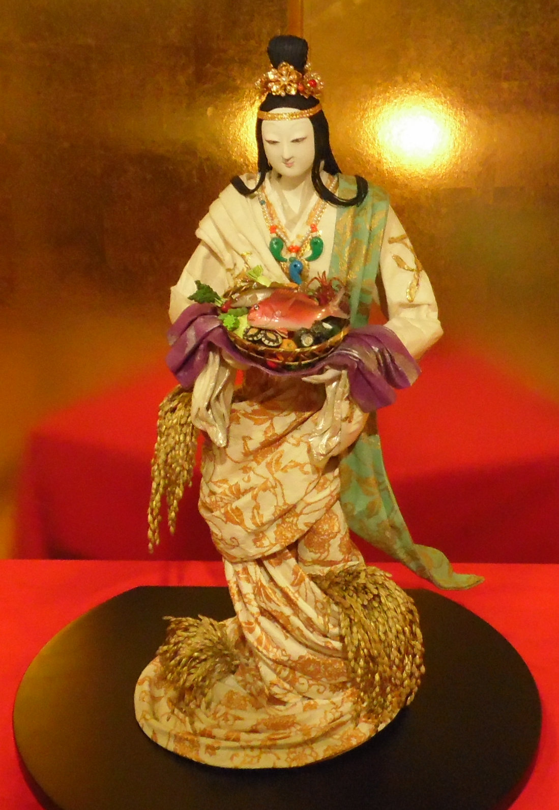 2014-03-03-toyouke-no-omikami-statue