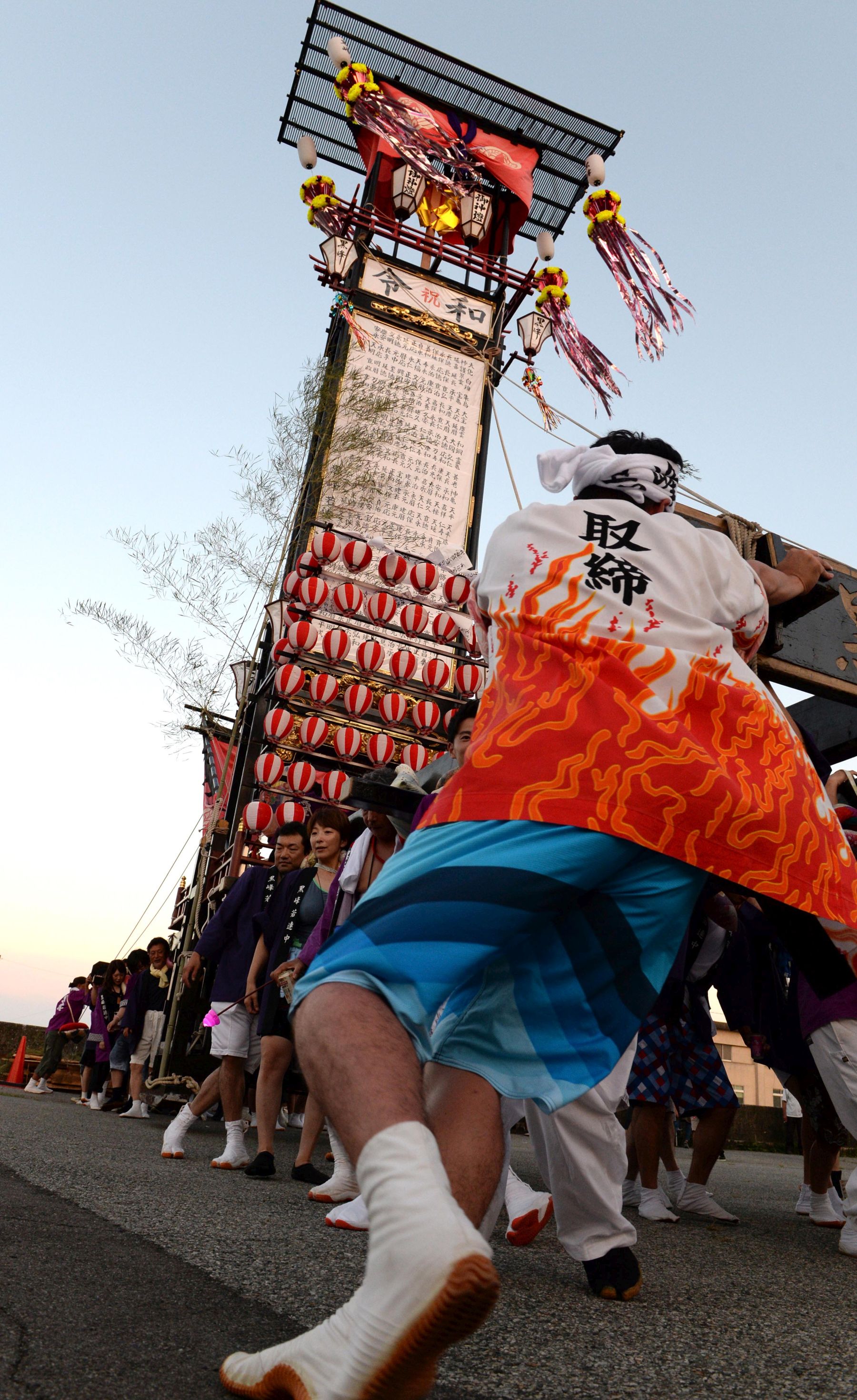 Beautiful Japan | Lanterns Over the Dark Sea Create Dreamlike Kiriko Festival on Noto Peninsula