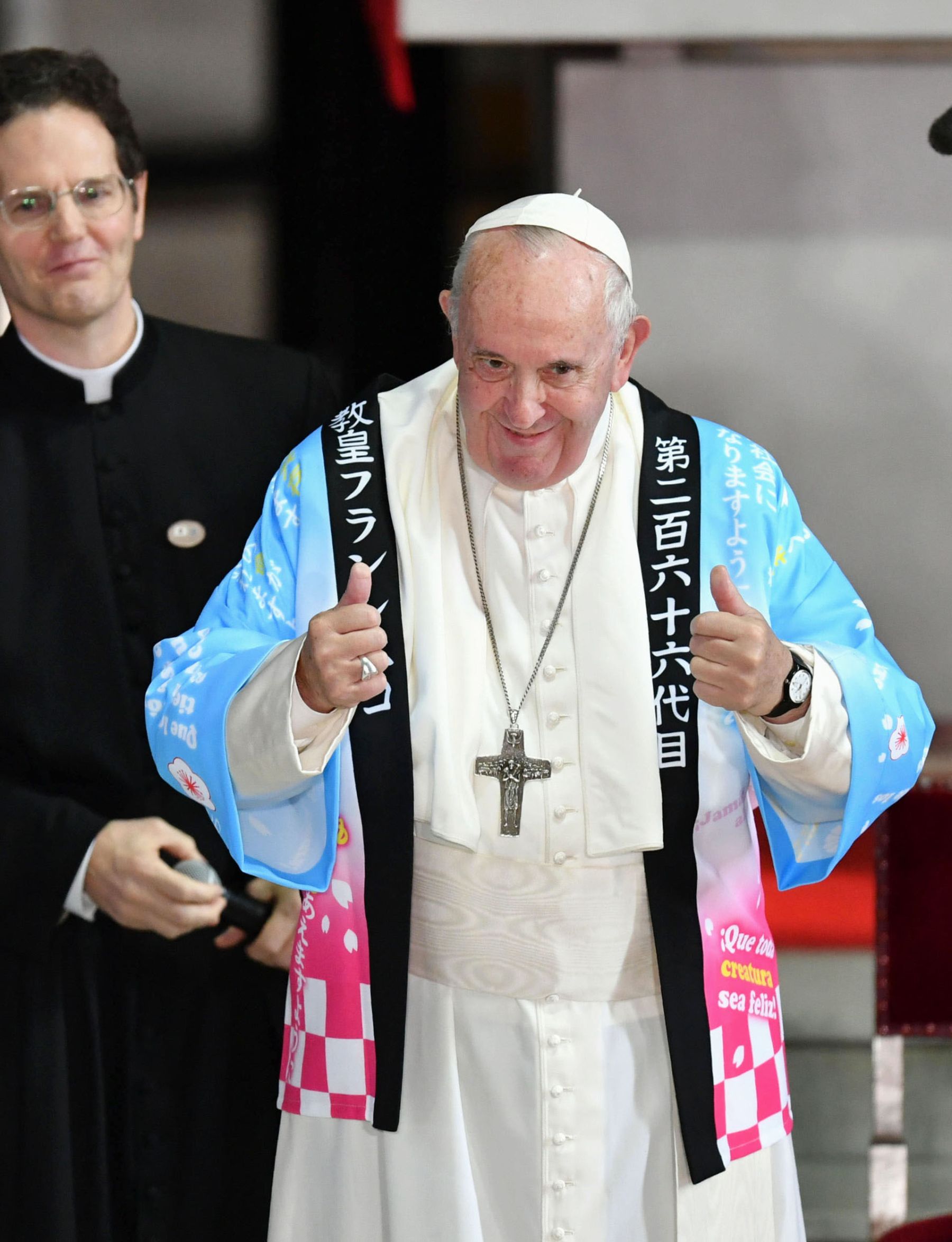 pope visit japan