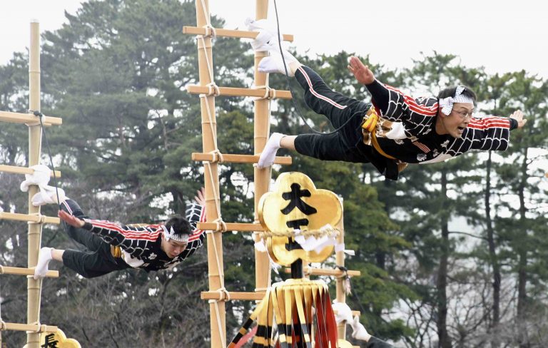 Hidden Wonders Kanazawa's Firefighter Festival Kagatobi 001