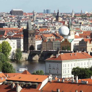 Prague inks sister city pact with Taipei