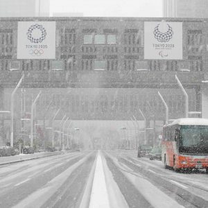 Weatherwatch: Tokyo experiences rare late-March snowfall