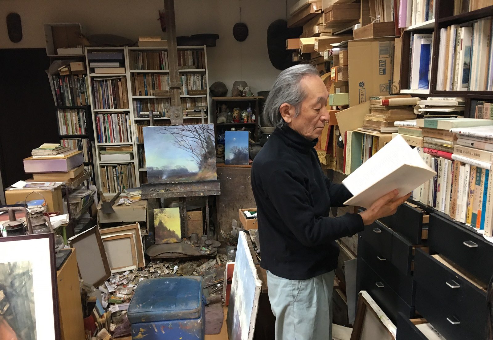 Toshihiko Isao at his atelier