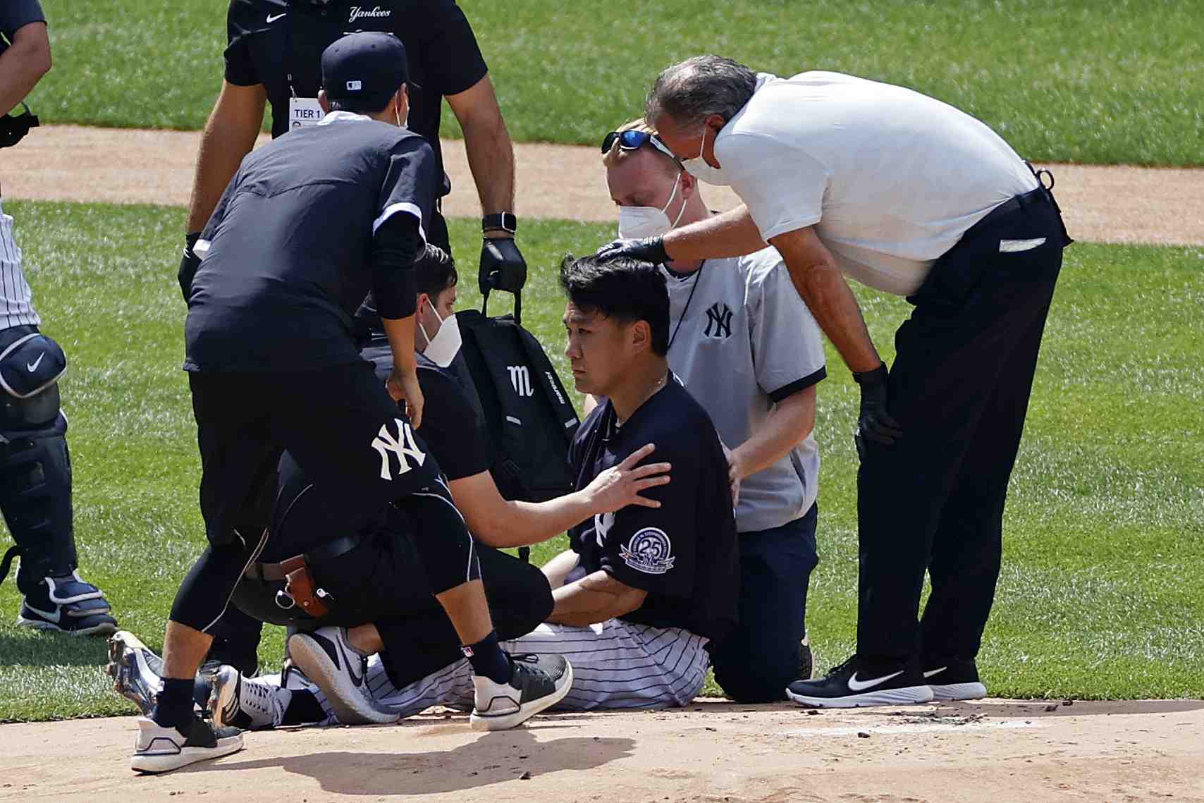 Yankees' Masahiro Tanaka prepares for start with simulated game