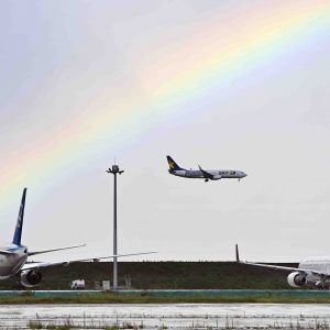 Tokyo Haneda airport JAL ANA 007