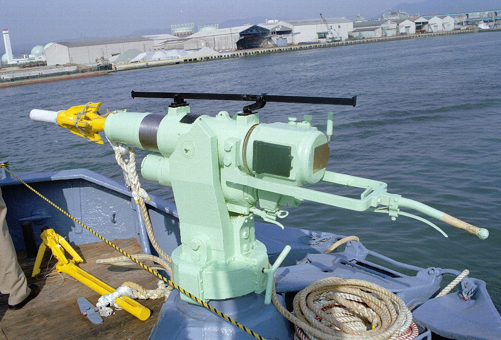 2-3 Norwegian harpoon cannon