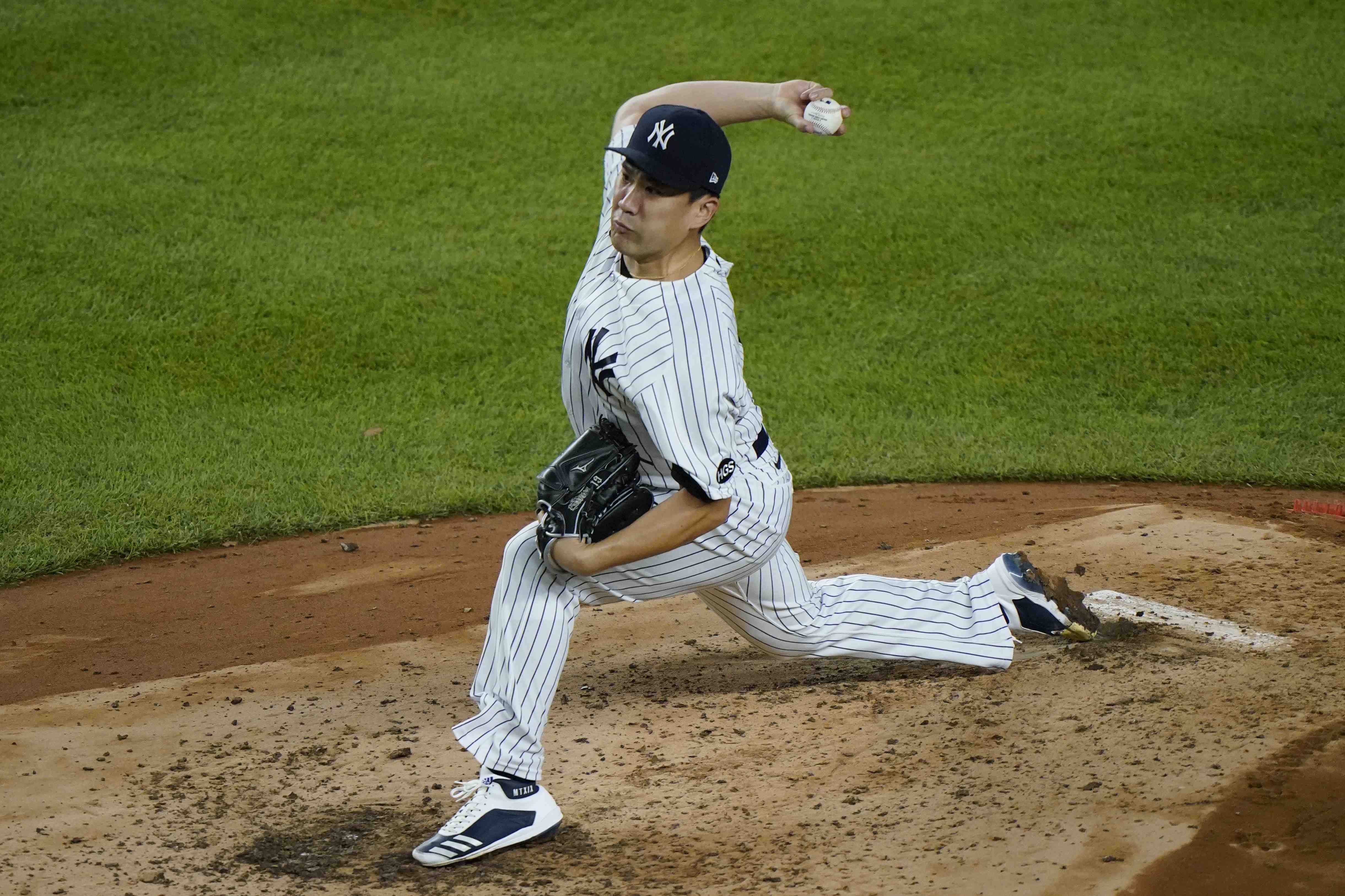 Masahiro Tanaka loses in return to Japanese baseball