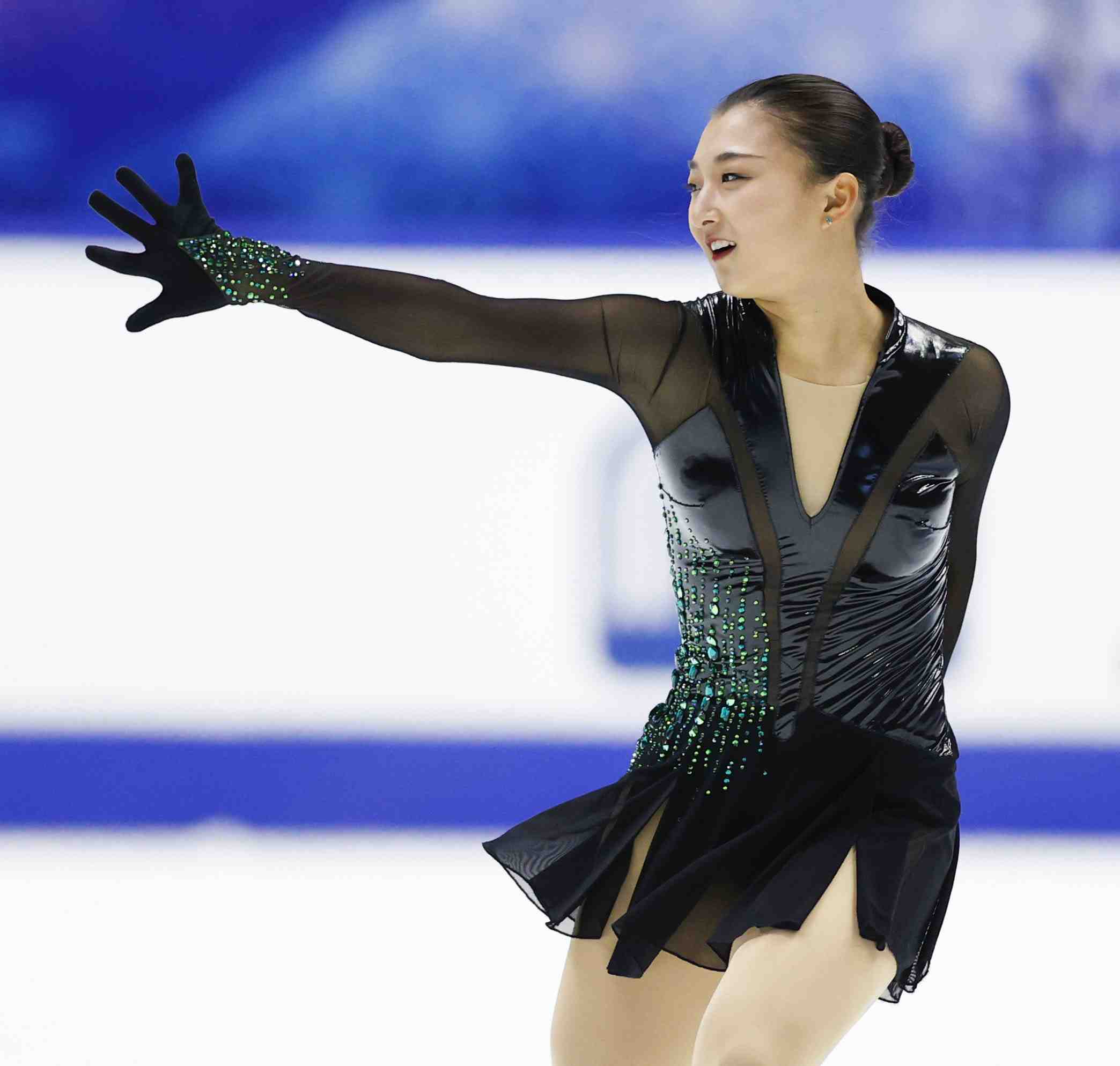 Figure Skating NHK Trophy Kaori Sakamoto 011 JAPAN Forward