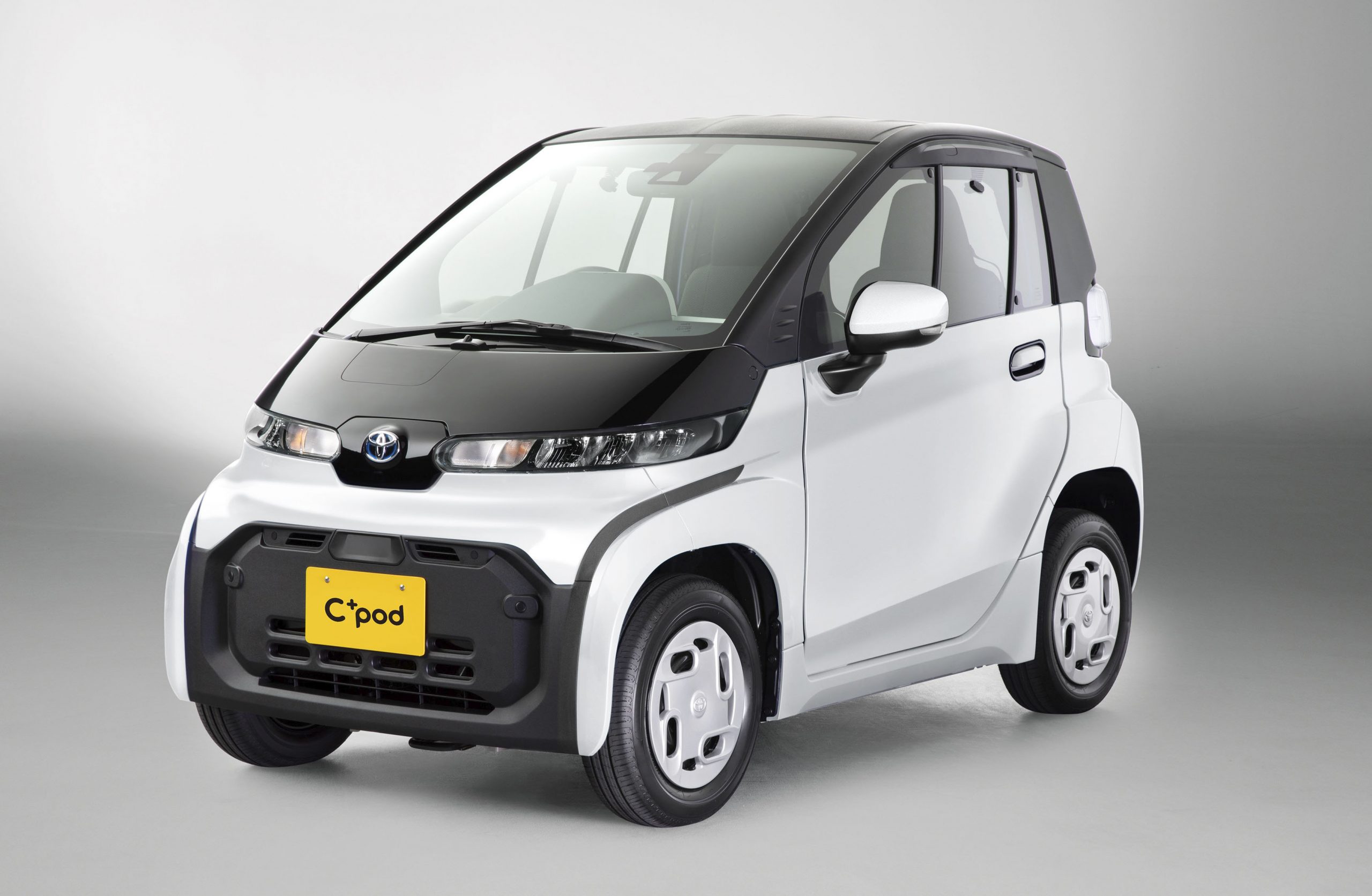 Japan Electric Vehicle EV 008 JAPAN Forward