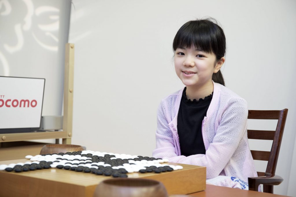 12-year-old Japanese girl to become youngest female professional Go player  next year - The Japan News