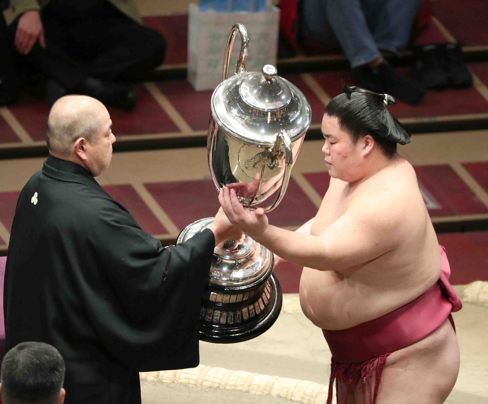 SUMO Daieisho Collects First Emperor's Cup, Continues Trend of First
