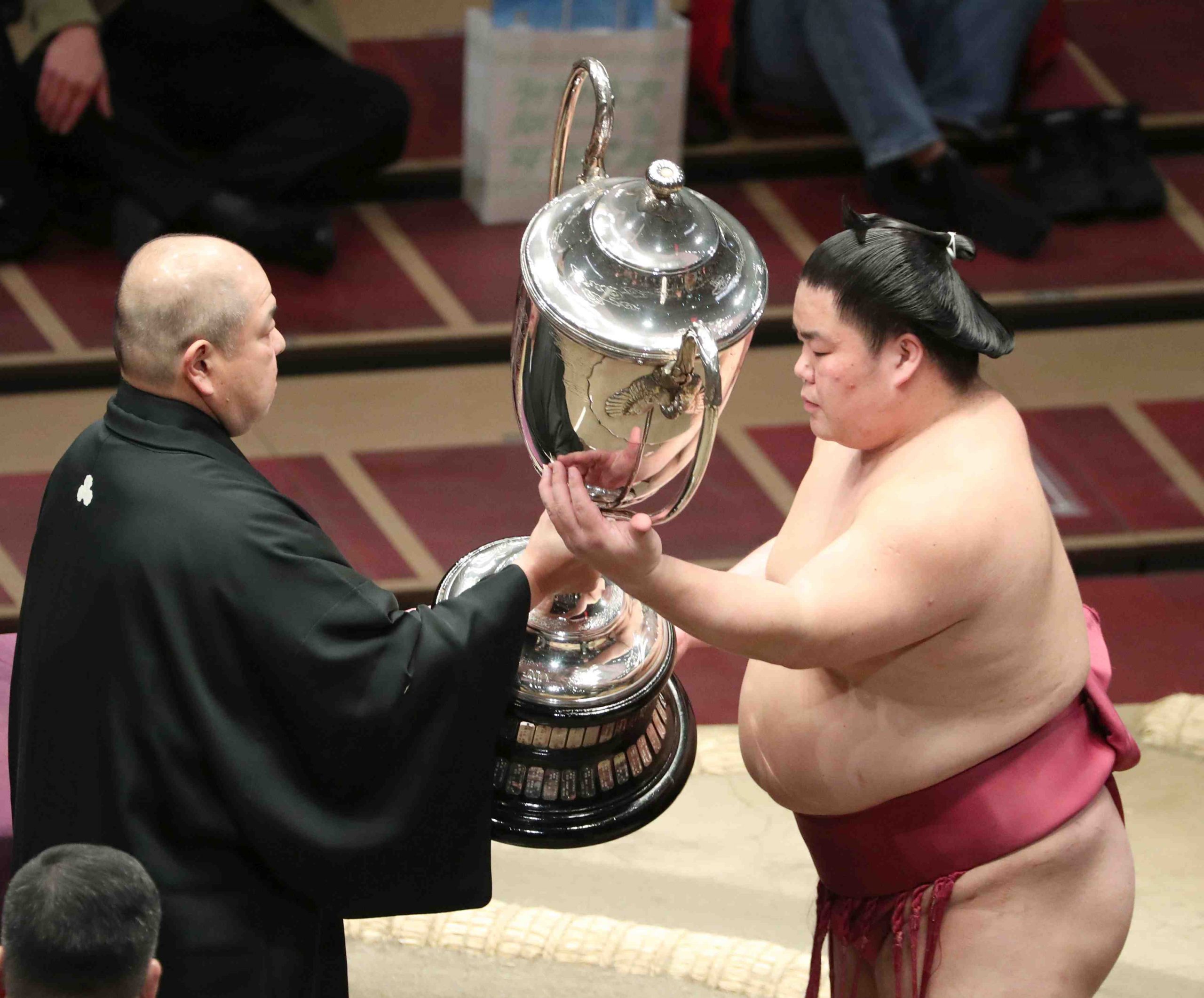 SUMO Daieisho Collects First Emperor's Cup, Continues Trend of First