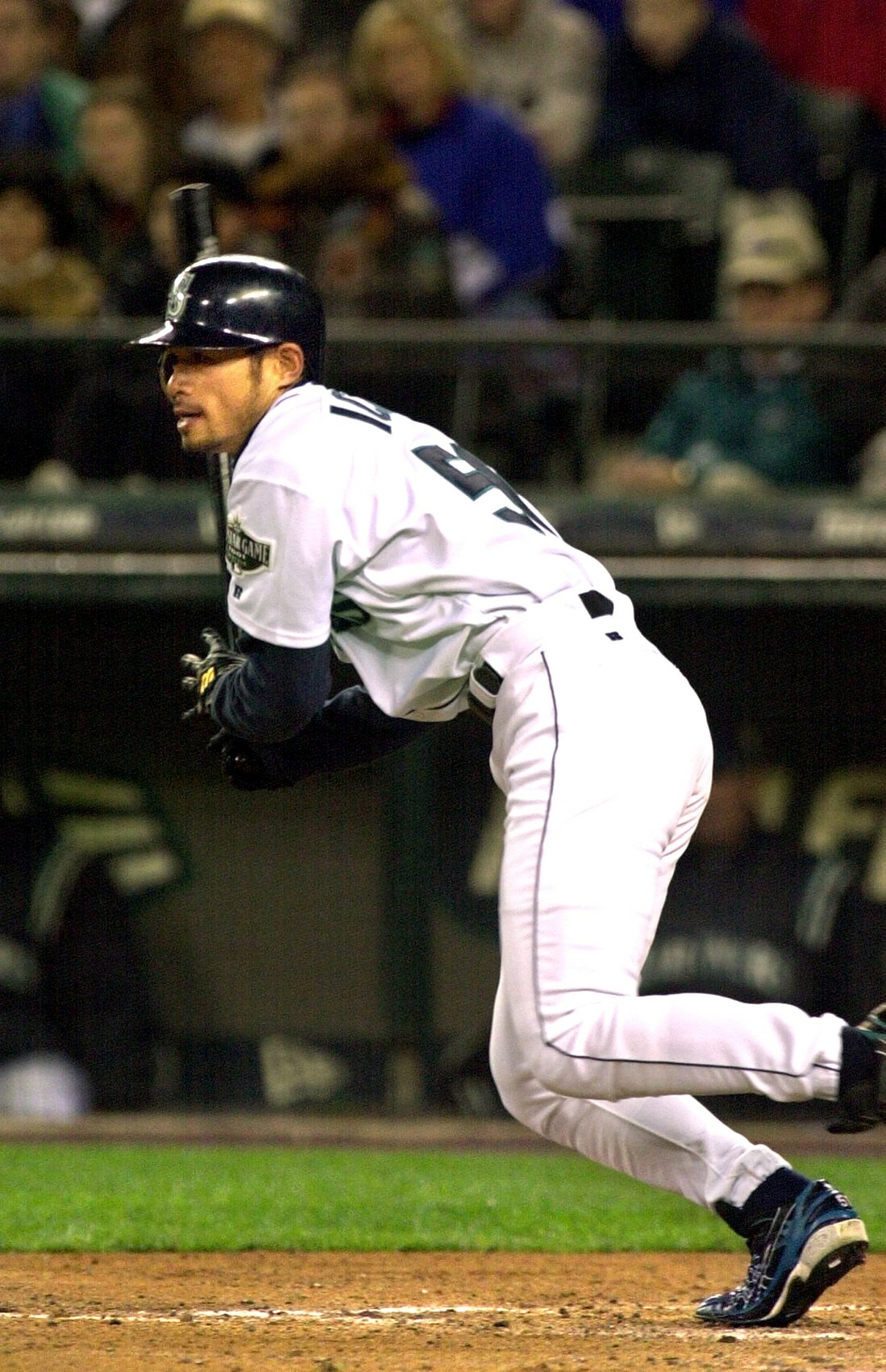 Ichiro MLB Debut April 2001 001 JAPAN Forward