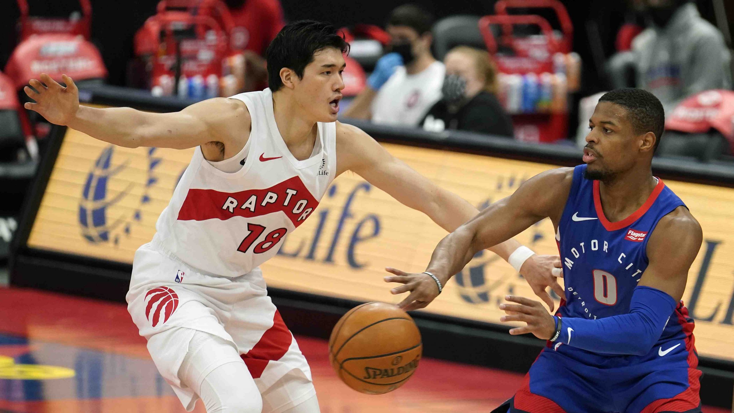 BASKETBALL | Toronto Raptors Forward Yuta Watanabe Receives