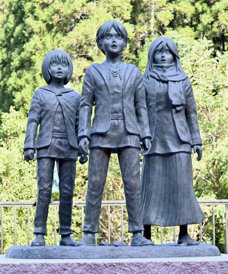 shingeki no kyojin statue oyama dam