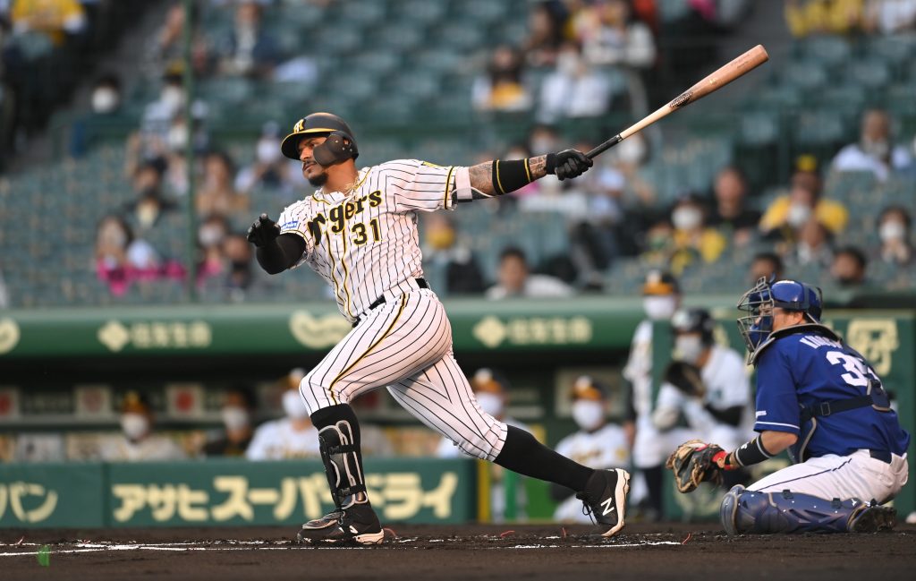 Japan: Mariners vs. Hanshin Tigers (March 25)