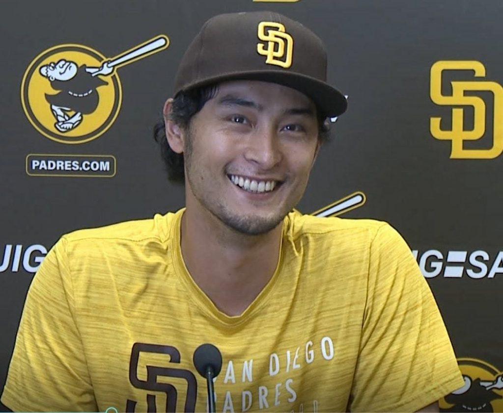 Shohei Ohtani and Yu Darvish met up before Tuesday's Angels-Padres game  🇯🇵🤝 Both players had similar paths, going from the Hokkaido…