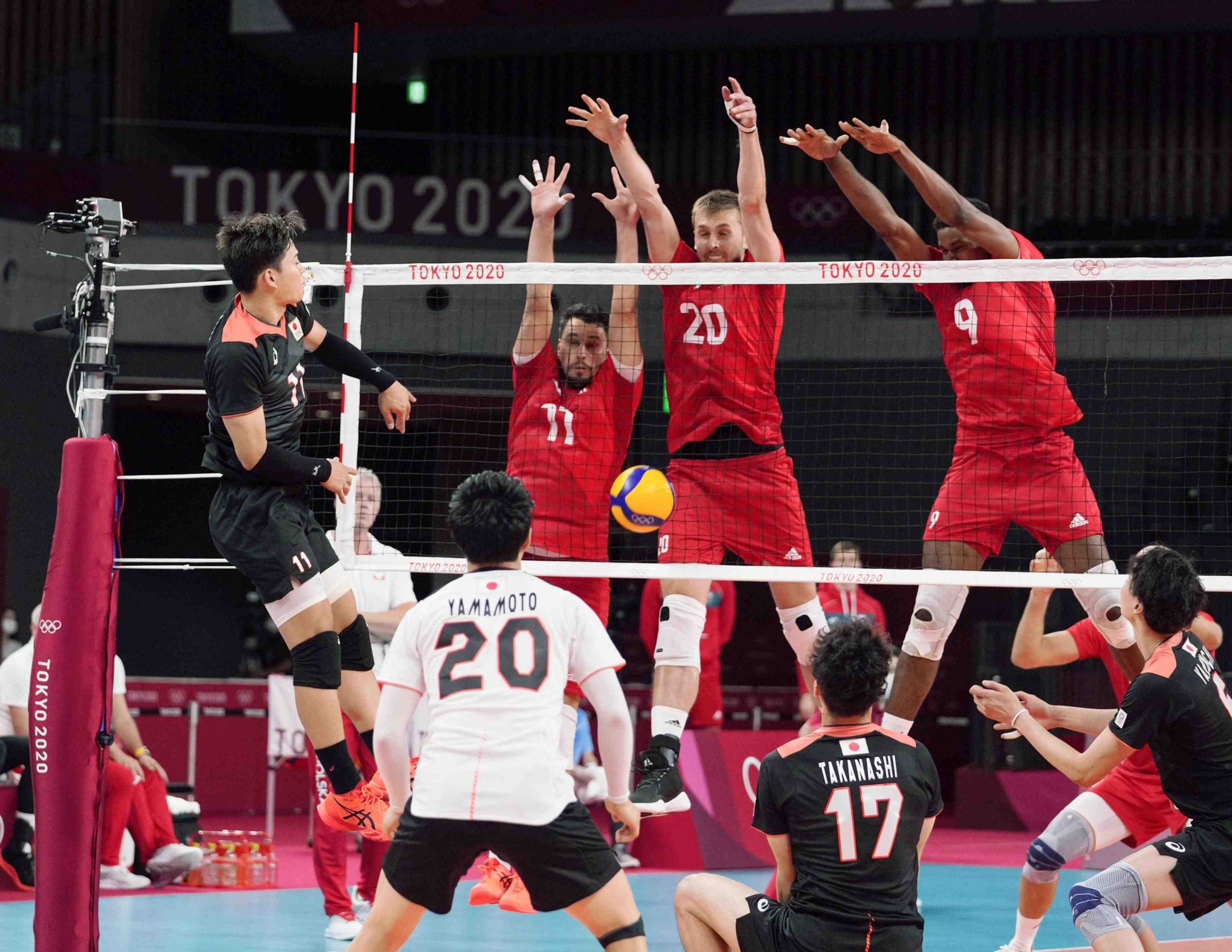Tokyo Olympics JapanPoland men's volleyball 013 JAPAN Forward