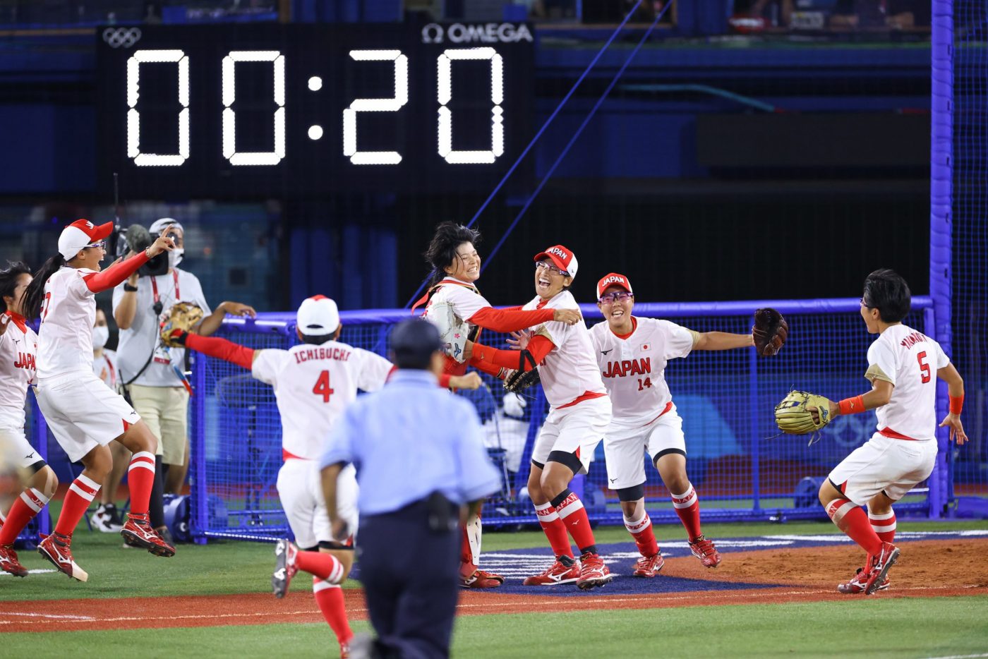 japan usa softball JAPAN Forward