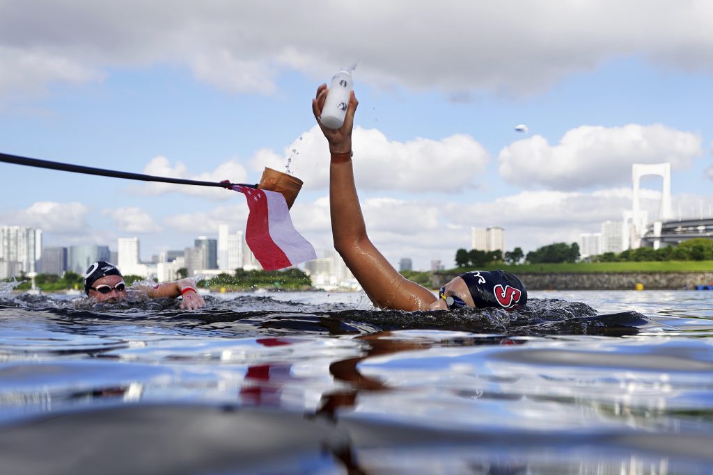 MARATHON SWIMMING | Brazil's Ana Marcela Cunha Wins Gold ...