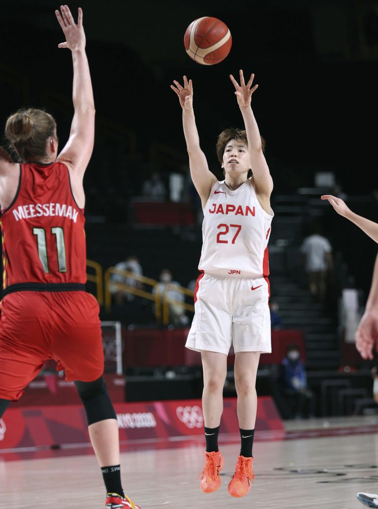 BASKETBALL Japan Women Edge Belgium in Thriller, Reach Olympic